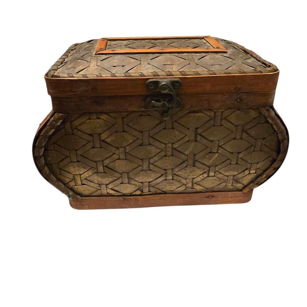 Vintage Woven Wood and Rattan Medium Size Storage Box with Metal Hook Closure.